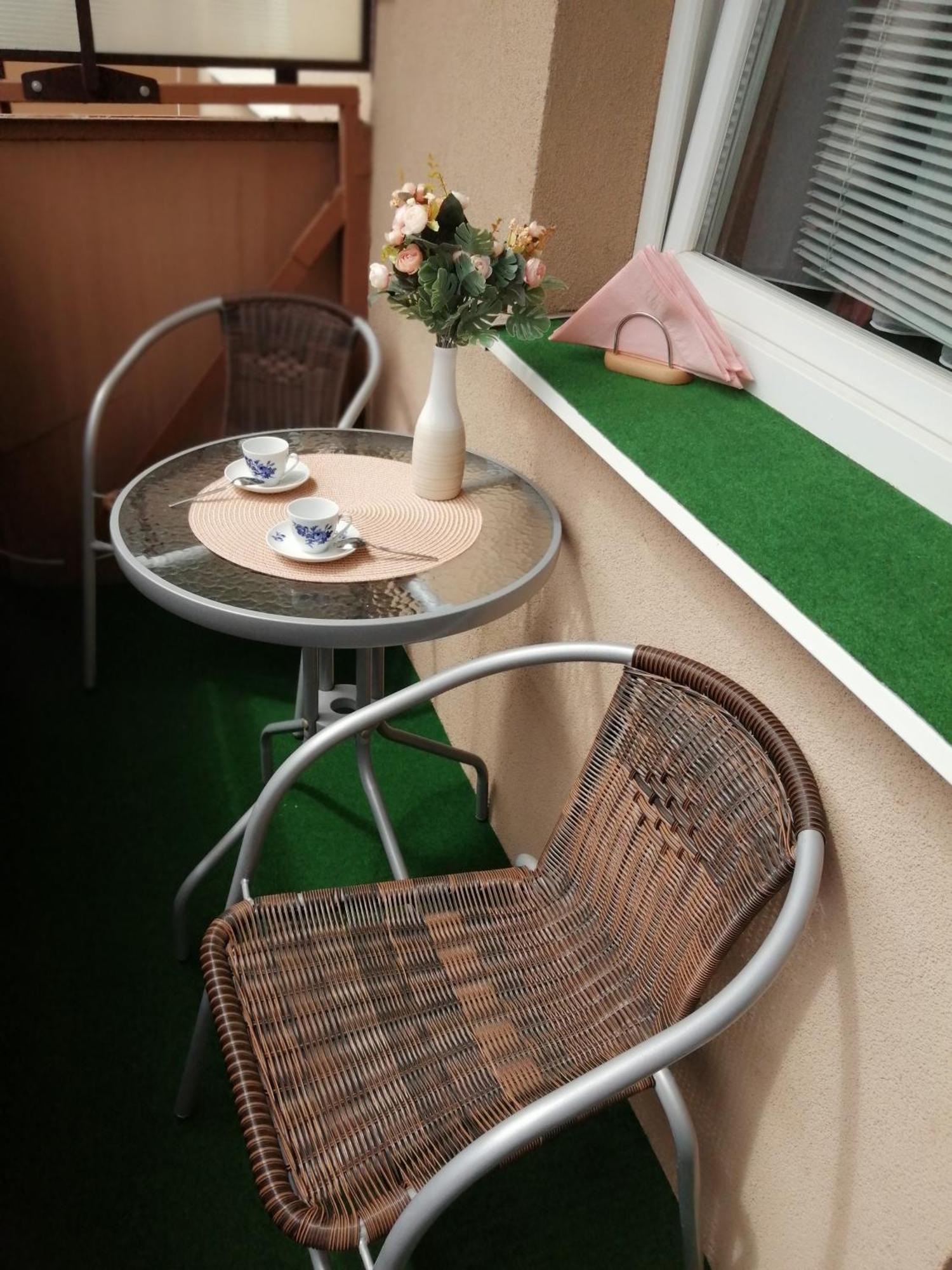 Apartman Classic Révkomárom Kültér fotó